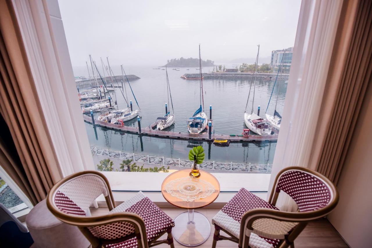 The Castle Ocean Suite Yeosu Buitenkant foto